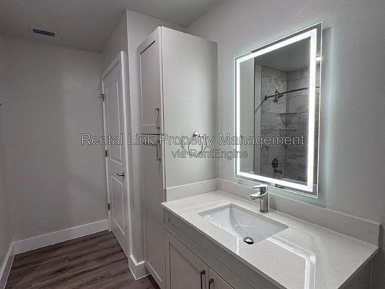 414 Cape Coral Pkwy E #401 — Photo 23