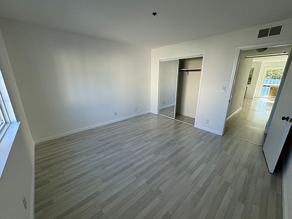 5th image of 1012 San Gabriel Cir Unit 404