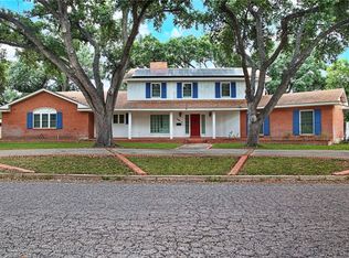 1901 Encino Ave, Alice, TX 78332