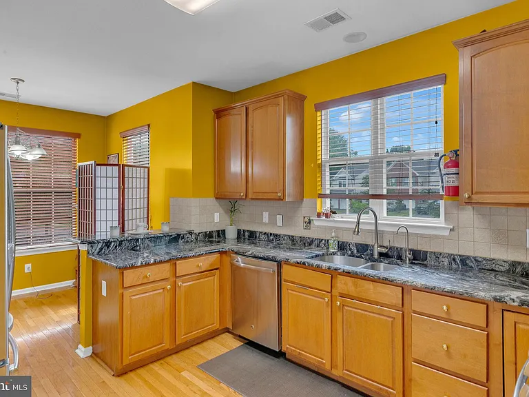 16 Cardiff Ct — Photo 19
