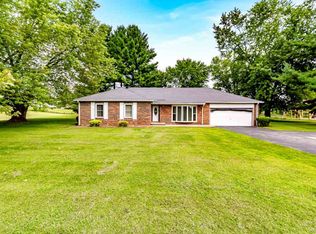 7242 Kempton Rd, Centerville, IN 47330