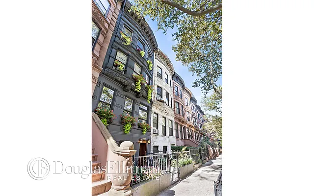 Sold by Douglas Elliman | media 26