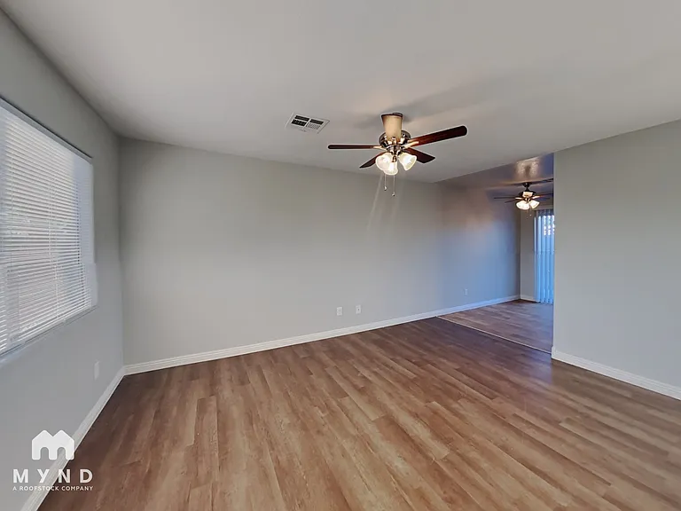 49 Armstrong Cir — Photo 8