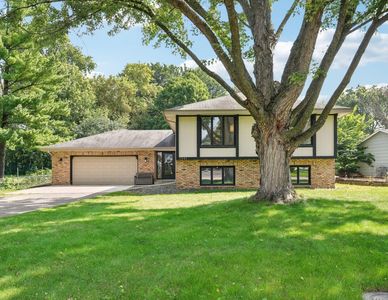 3341 Harmony Cir, Burnsville, MN, 55337