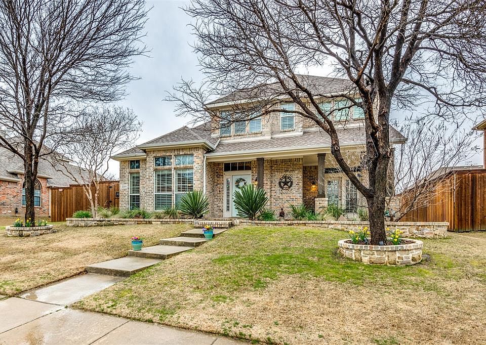 1st image of 2269 Blackstone Dr