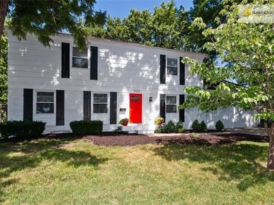 10007 Oakridge Dr, Overland Park, KS, 66212