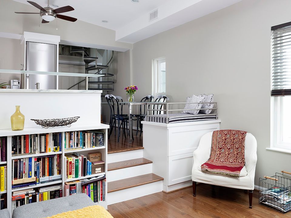 2nd image of 1338 Vermont Ave NW APT 6