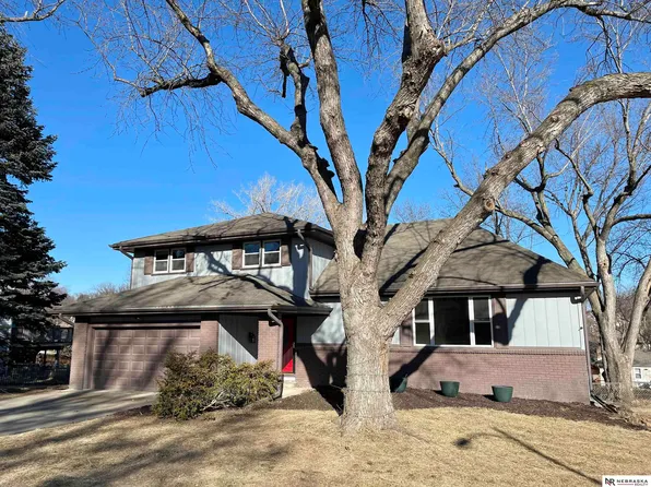2223 N 100th St, Omaha, NE 68134