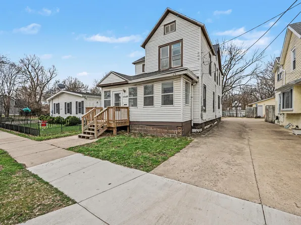 1349 Krom St, Kalamazoo, MI 49007