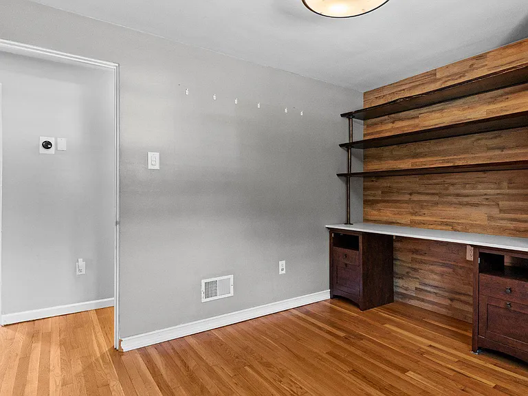 203 Ashwood Way — Photo 14