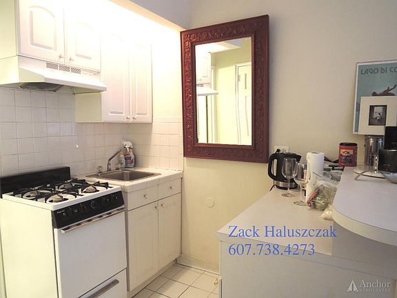 4th image of 354 E 81st St APT 3C