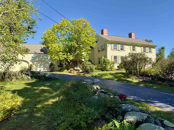 4th image of 89 Chestnut Hill Road