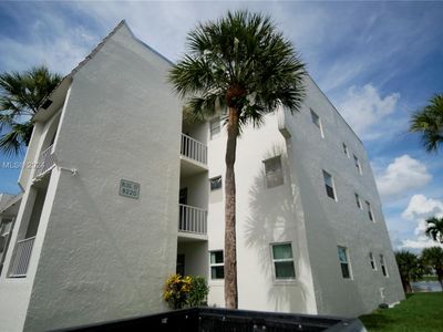 8220 Sunrise Lakes Blvd APT 312, Sunrise, FL, 33322
