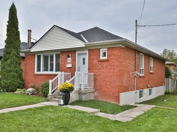 17 Loney Ave, Toronto, ON M3L 1G4
