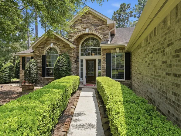 190 Golden Autumn Pl, Conroe, TX 77384