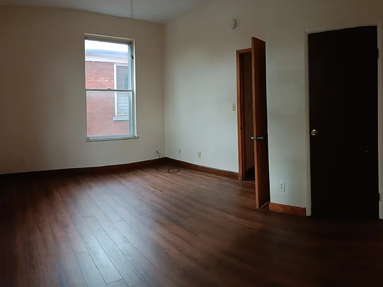 215 Albion Pl #2 — Photo 8
