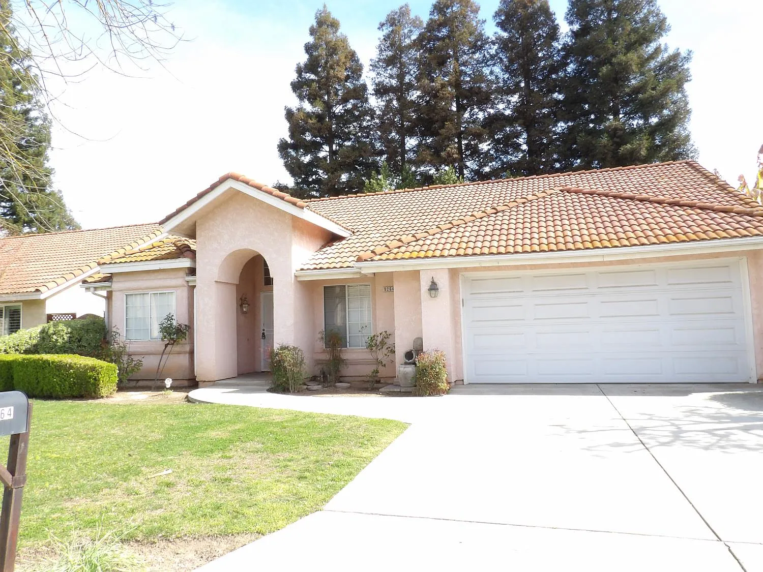 9264 N Concord Dr photo 1