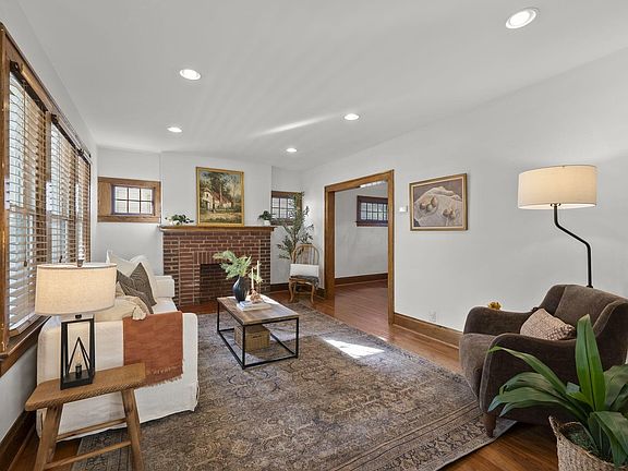 5th image of 316 E Markison Ave