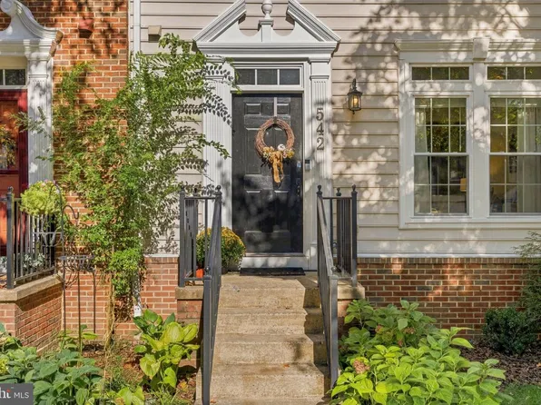 542 Market St E, Gaithersburg, MD 20878