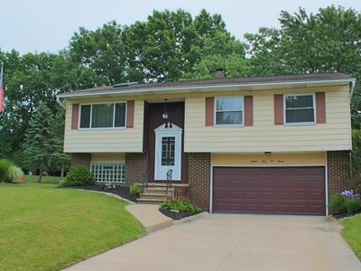 9407 Lawnfield Dr, Twinsburg, OH, 44087