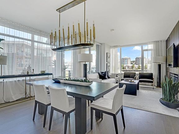 5th image of 210 Salter St #304