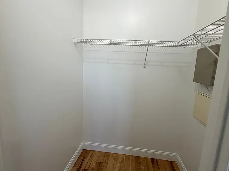 68 West Utopia — Photo 22
