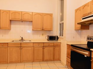 1864 Danforth Ave #201, Toronto, ON M4C 1J4
