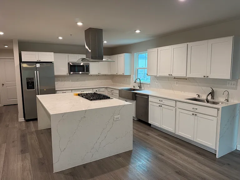 54 Goldspire Dr — Photo 5