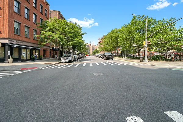 Rented by Corcoran | media 35