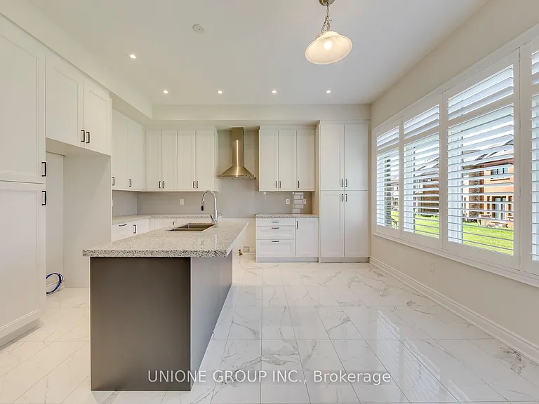 3440 Mosley Gate — Photo 11