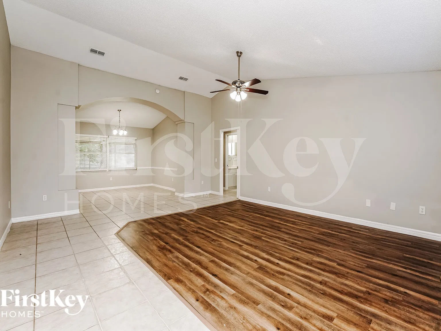 3 bed, 2.0 bath, 2167 sqft, $2,715 — Photo 4