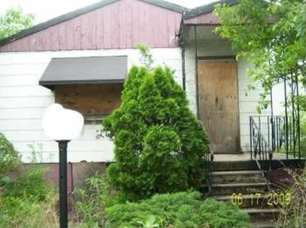 2035 Connecticut St, Gary, IN 46407