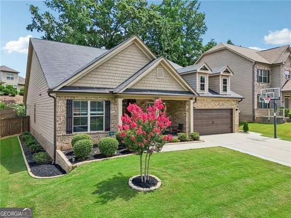 5150 Mirror Lake Dr, Cumming, GA 30028