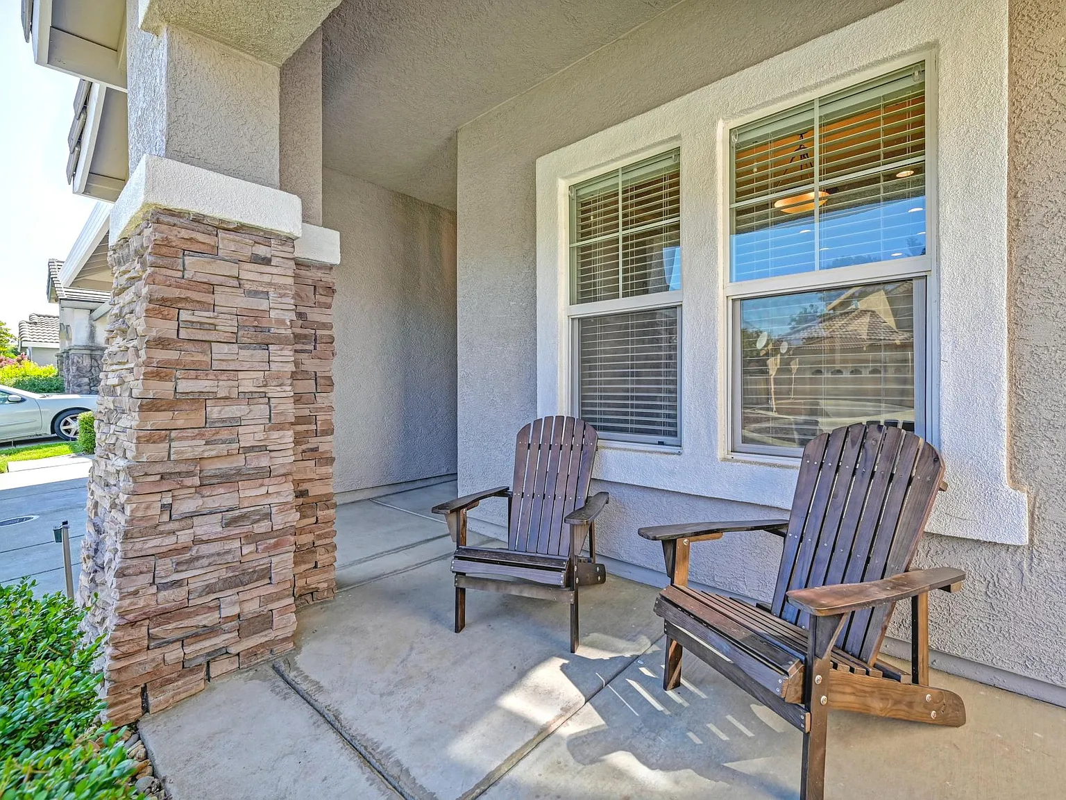 3 bed, 1465 sqft, $2,745 — Photo 2