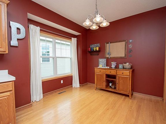 5th image of 2507 Prairie Oak Trl