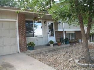 943 S Zephyr Ct, Lakewood, CO 80226