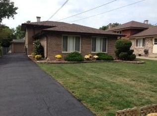 11246 Avon Ave, Alsip, IL 60803
