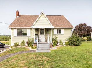 2605 Slope Hill Rd, Mount Pleasant, PA 15666