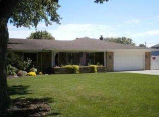 1850 Cass Rd, Maumee, OH 43537