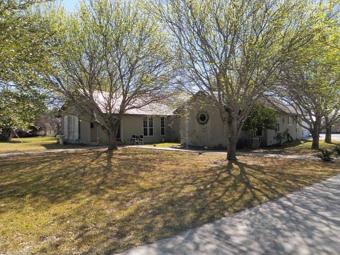 283 Shirley Raye Dr, Del Rio, TX 78840 Zillow