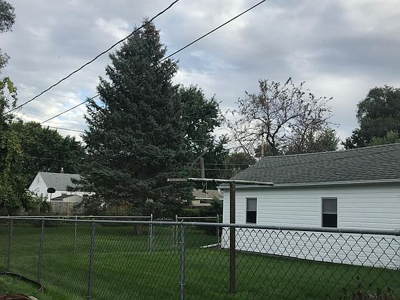 4th image of 2910 Rebecca St