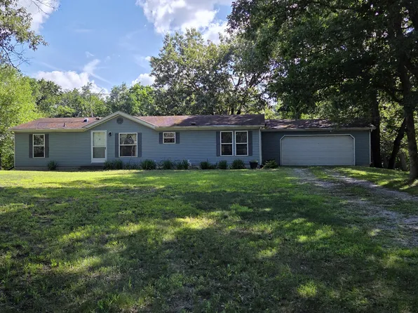 11643 Chateau Ln, Demotte, IN 46310