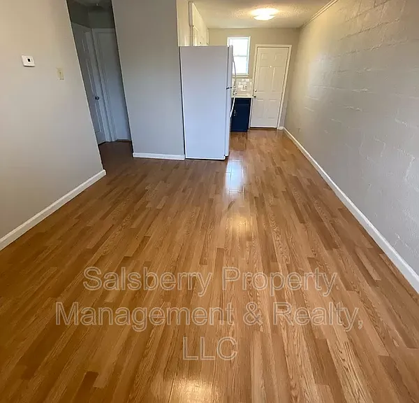 1202 NW 3rd Ave — Photo 2