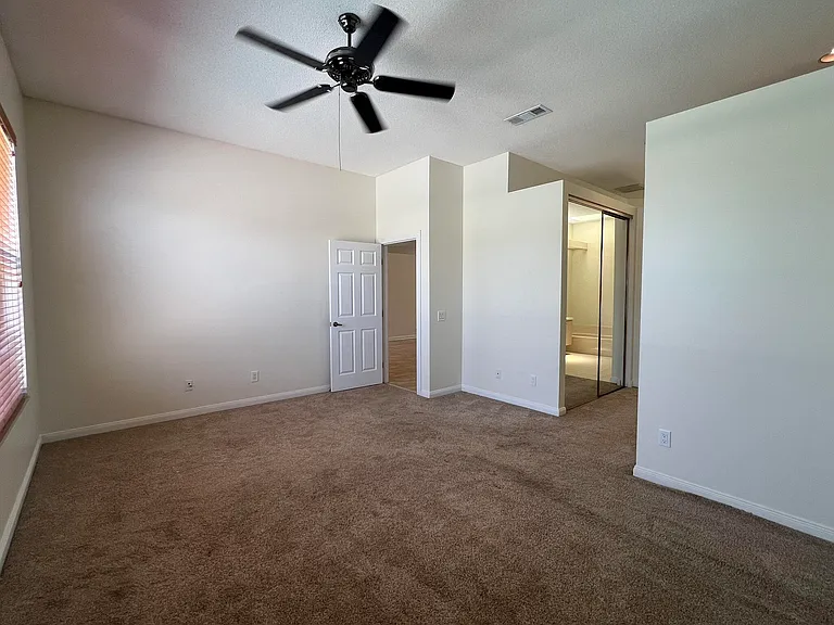 244 Hampton Pl — Photo 14