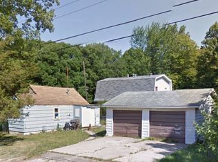 4242 Oconner Rd, Flint, MI 48504