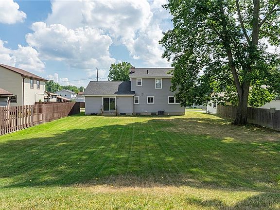 5th image of 5886 Yorktown Ln