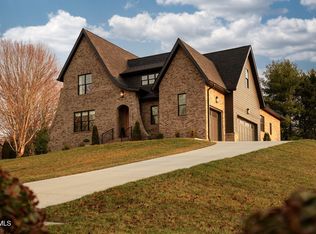 302 Huntington Way, Johnson City, TN 37604