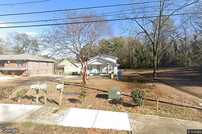 2 bed, 2100 sqft, $1,350 — Photo 1