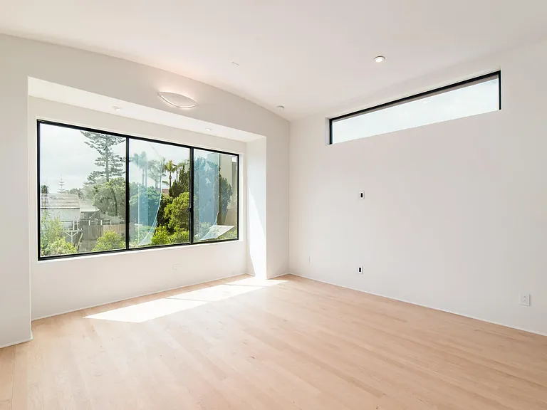 157 W Leucadia Blvd — Photo 16