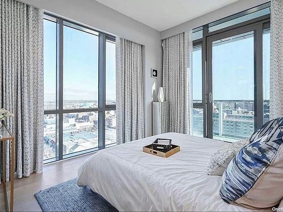 5th image of 33-66 Farrington St #12A